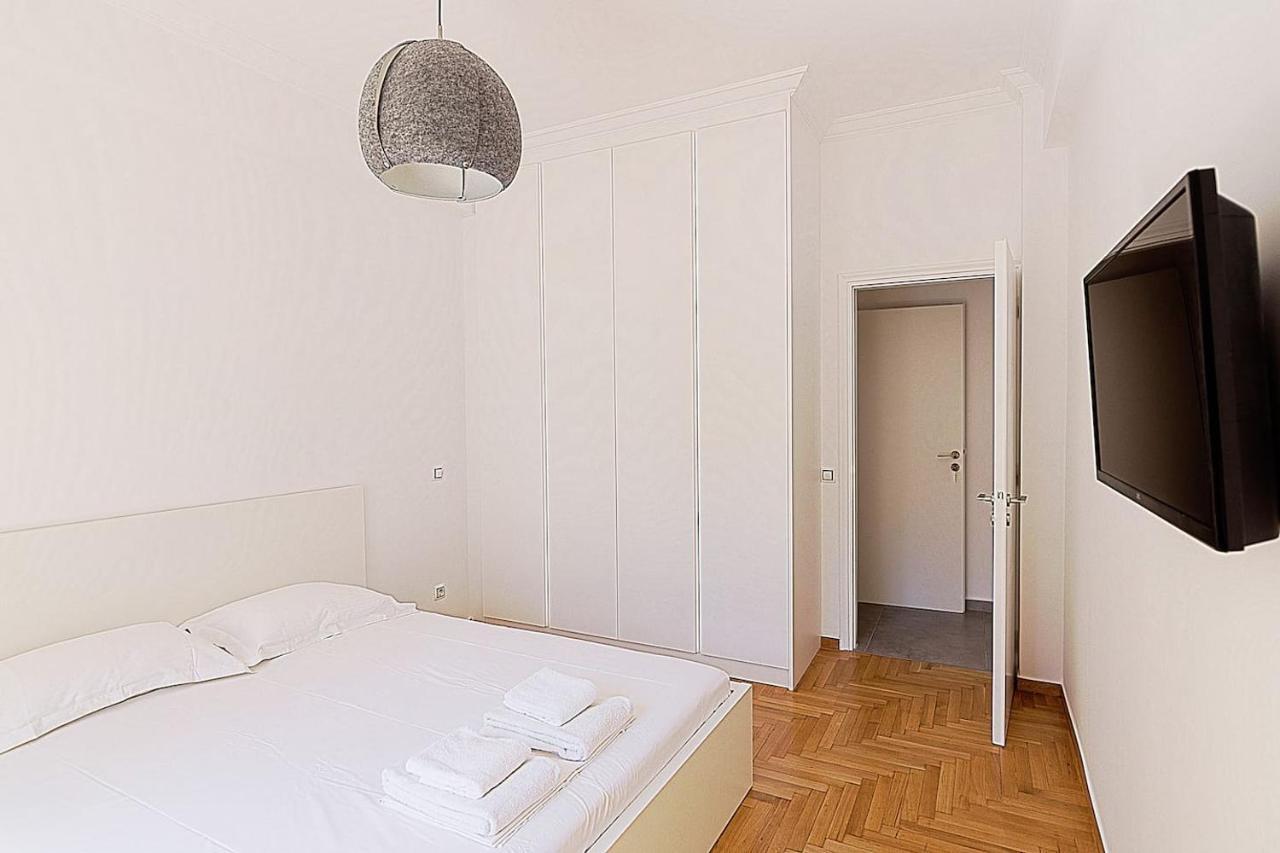 Spacious Two Bedroom Apartment In Central Location 아테네 외부 사진