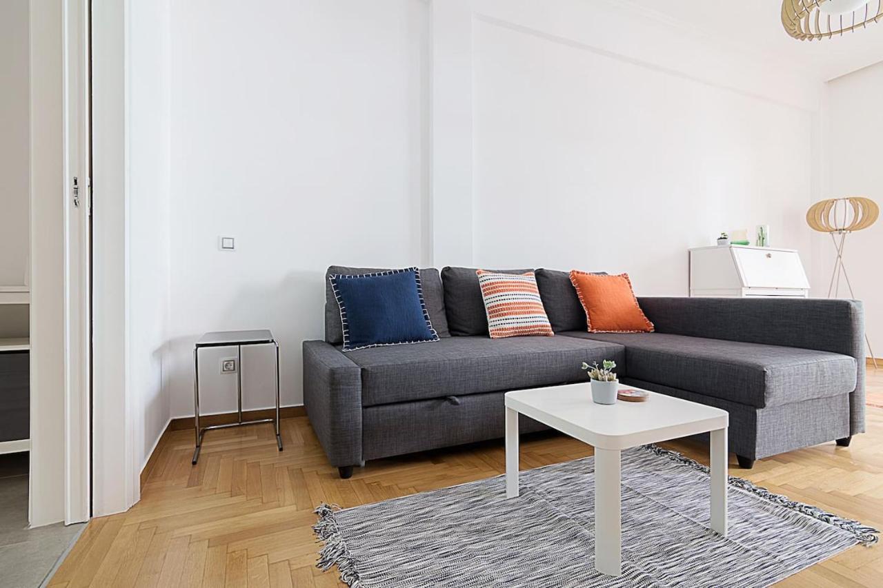 Spacious Two Bedroom Apartment In Central Location 아테네 외부 사진