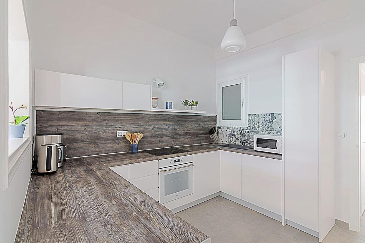Spacious Two Bedroom Apartment In Central Location 아테네 외부 사진