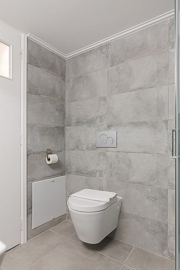 Spacious Two Bedroom Apartment In Central Location 아테네 외부 사진
