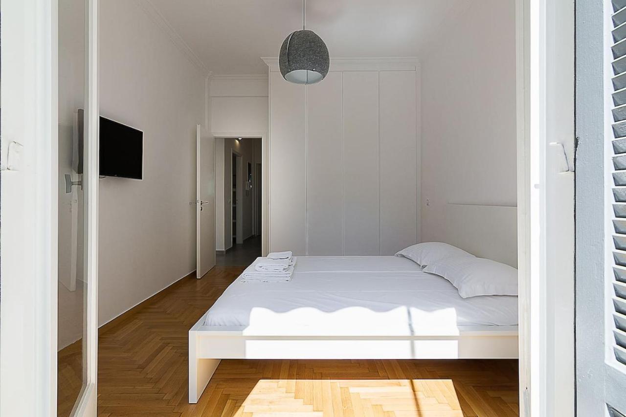 Spacious Two Bedroom Apartment In Central Location 아테네 외부 사진