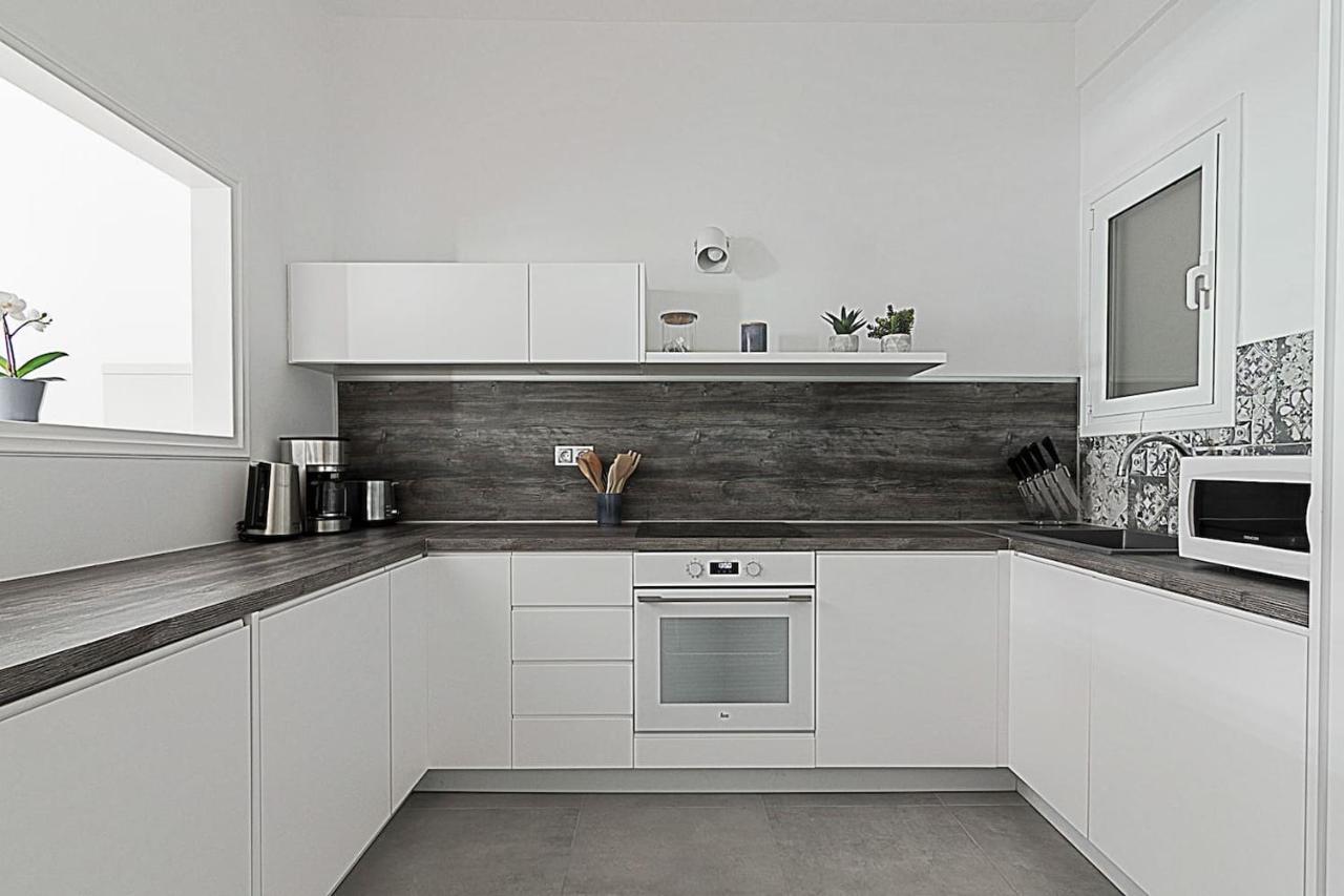 Spacious Two Bedroom Apartment In Central Location 아테네 외부 사진