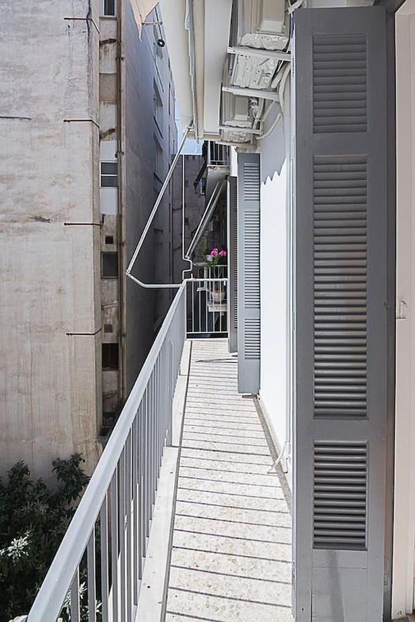 Spacious Two Bedroom Apartment In Central Location 아테네 외부 사진