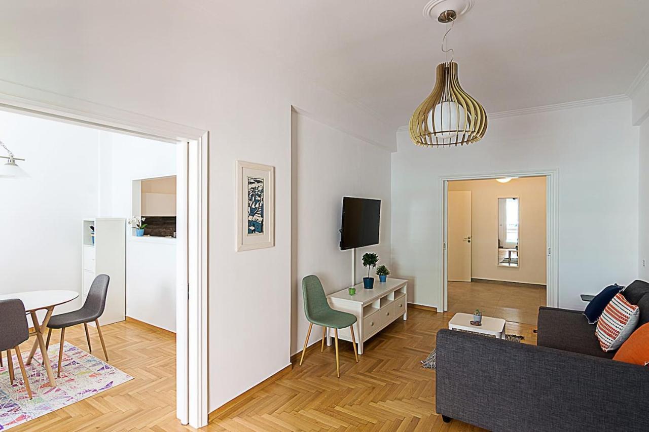 Spacious Two Bedroom Apartment In Central Location 아테네 외부 사진