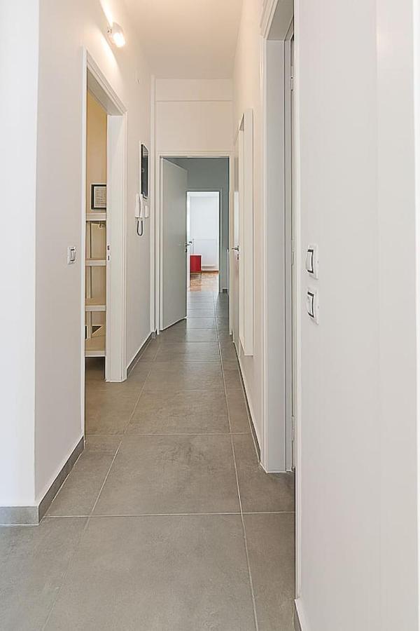 Spacious Two Bedroom Apartment In Central Location 아테네 외부 사진